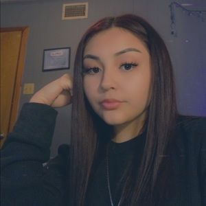 Meet your Posher, Arelis